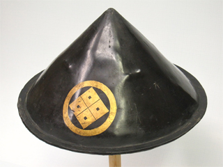足軽陣笠（実物・革製）